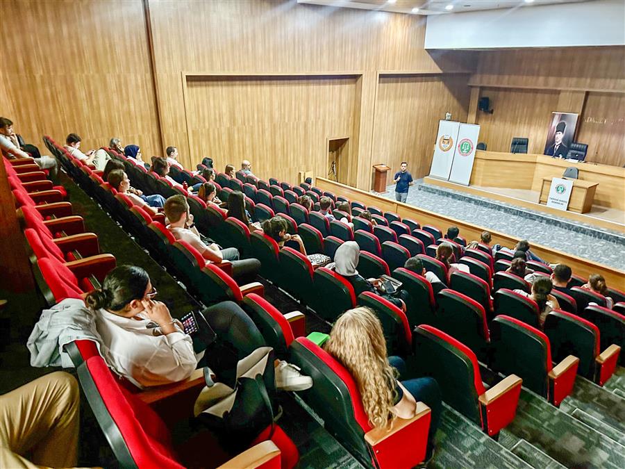 Tekirdağ Barosu ve TBB Ortaklığıyla Meslek İçi Eğitim Semineri Düzenlendi