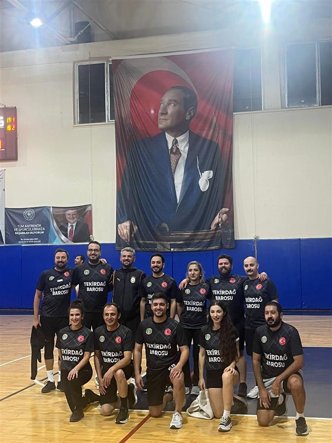 Tekirdağ Barosu 29 Ekim Cumhuriyet Bayramı Çorlu Voleybol Turnuvasında Çeyrek Finale Yükseldi