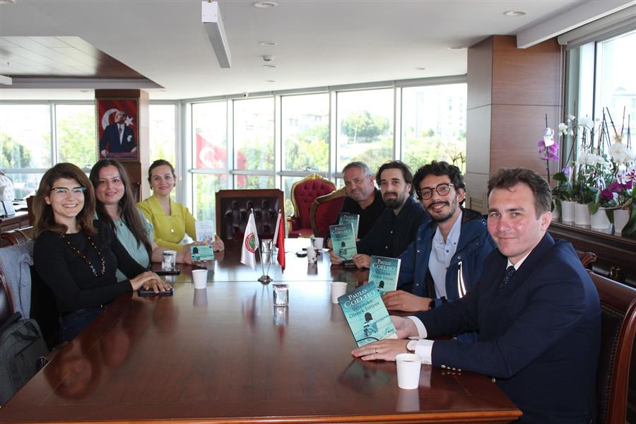 Tekirdağ Barosu, Paulo Coelho’nun “Veronika Ölmek İstiyor” adlı eseri üzerine Derin Bir Kitap Sohbeti Gerçekleştirdi