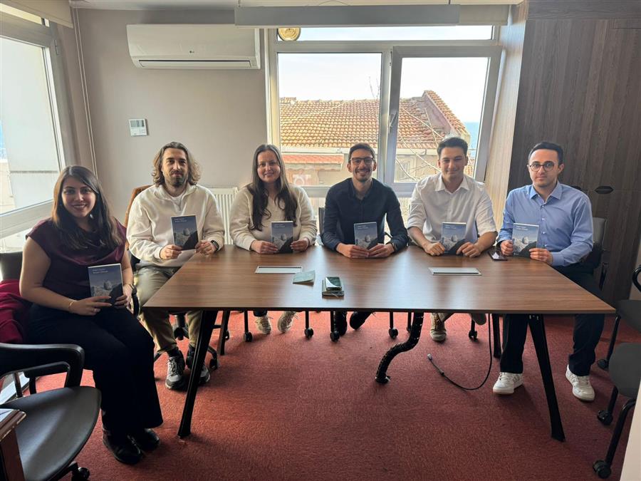 TEKİRDAĞ BAROSU, ENGİN GEÇTAN’IN “İNSAN OLMAK” KİTABI ÜZERİNE KONUŞTU