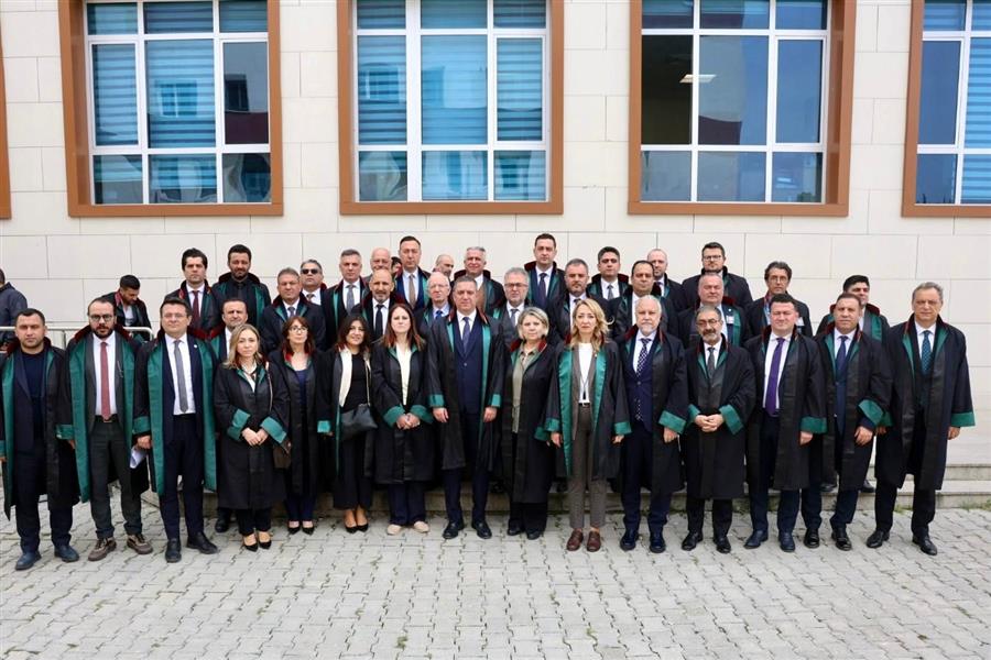 Baro Başkanımız Av. Egemen Gürcün, Av. Zekeriya Polat’ın Hayatını Kaybettiği Saldırıya İlişkin Davanın İlk Duruşmasına Tüm Tekirdağlı Avukatlar Adına Katıldı