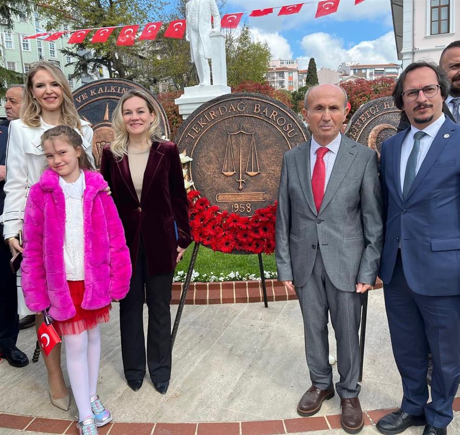 23 Nisan Ulusal Egemenlik ve Çocuk Bayramı Kapsamında Çelenk Sunma Töreni ve Etkinlikler Gerçekleştirildi